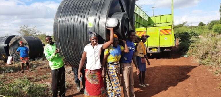 Water tanks for the Wendo women